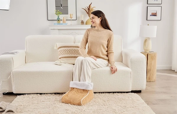 Chauffe-pied électrique et jambe