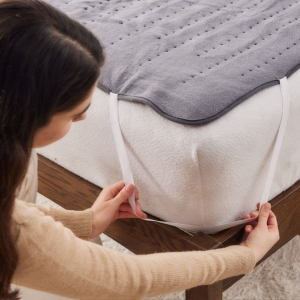 Les gens peuvent-ils dormir avec une couverture électrique chauffée?